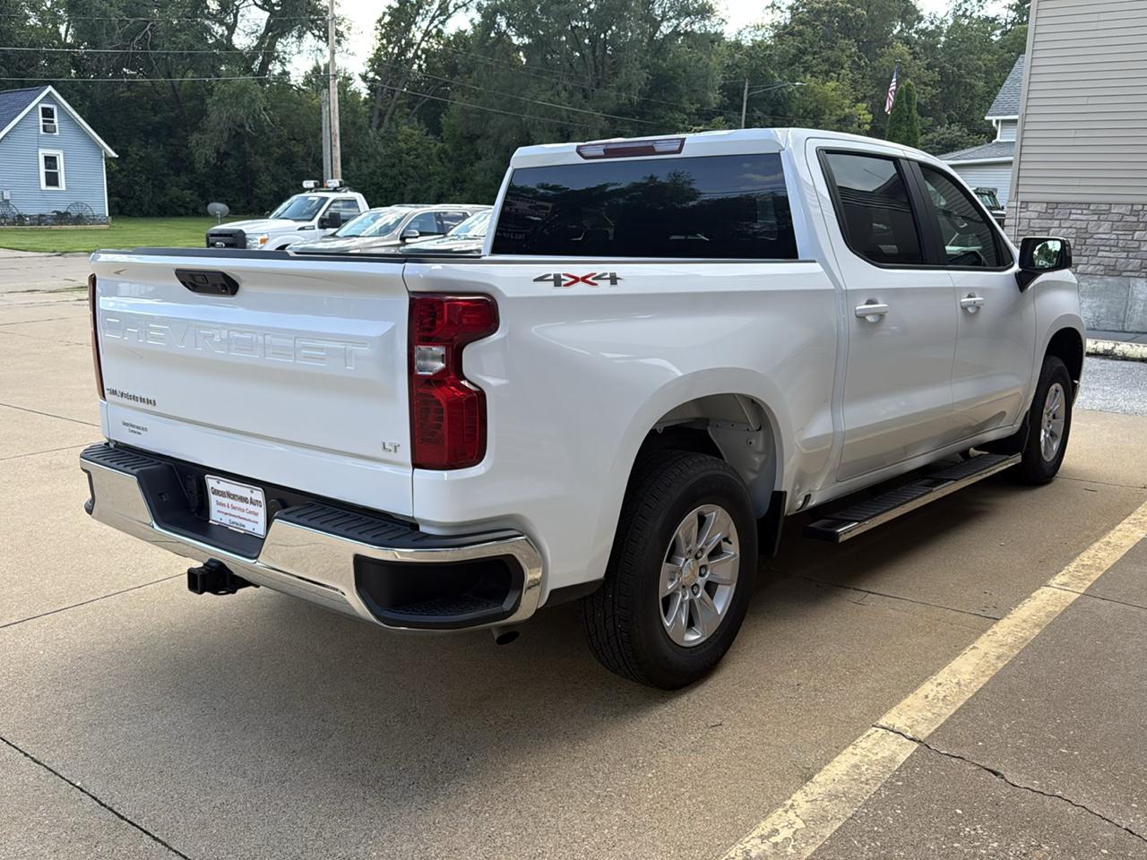 Chevrolet Silverado 1500 LT Crew Cab 4WD 2026