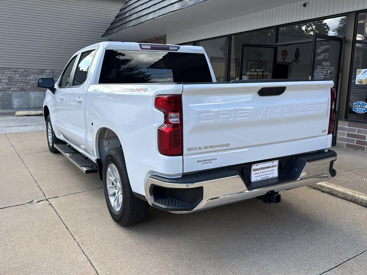 Chevrolet Silverado 1500 LT Crew Cab 4WD 2026