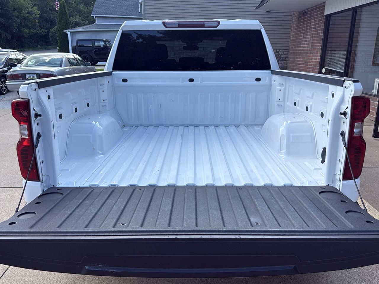 Chevrolet Silverado 1500 LT Crew Cab 4WD 2026