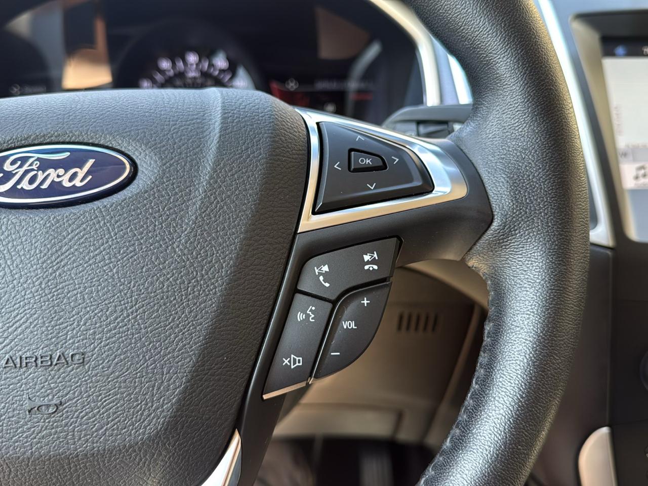 Ford Edge SEL FWD 2019
