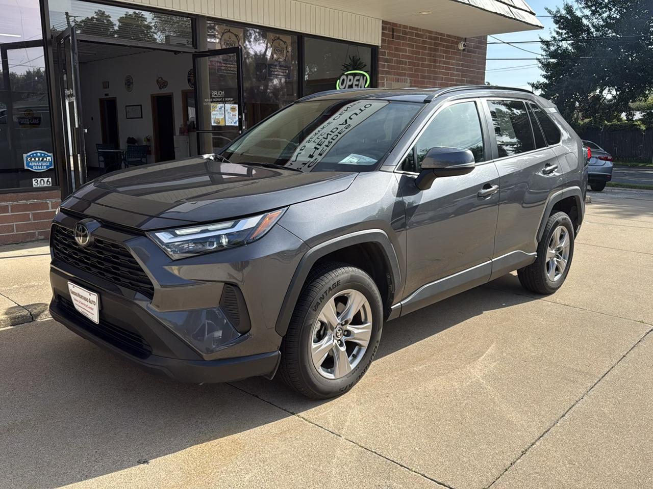 Toyota RAV4 XLE 2024