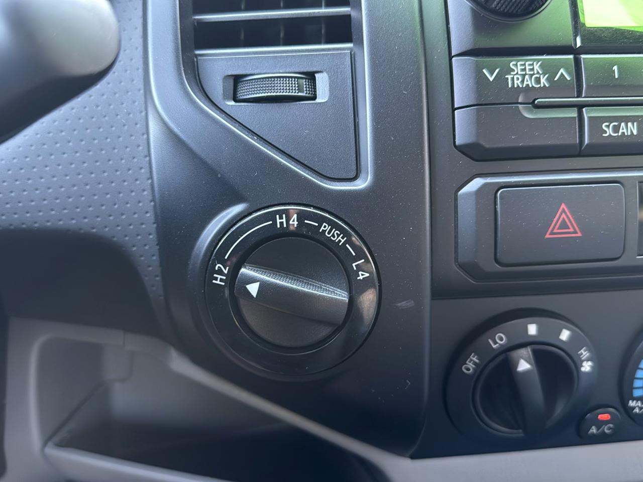Toyota Tacoma Regular Cab 4WD 2012