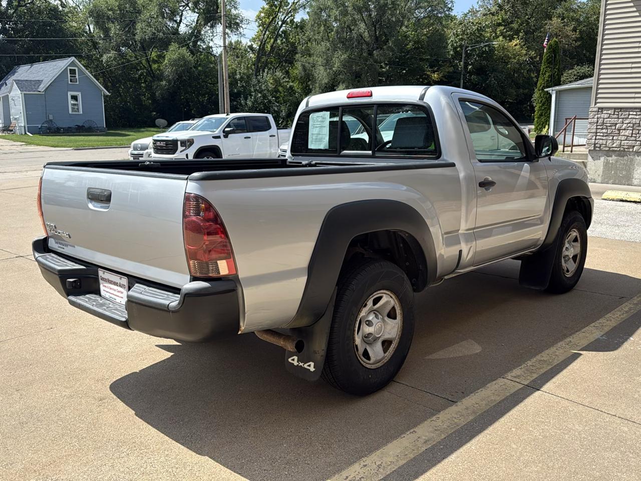 Toyota Tacoma Regular Cab 4WD 2012