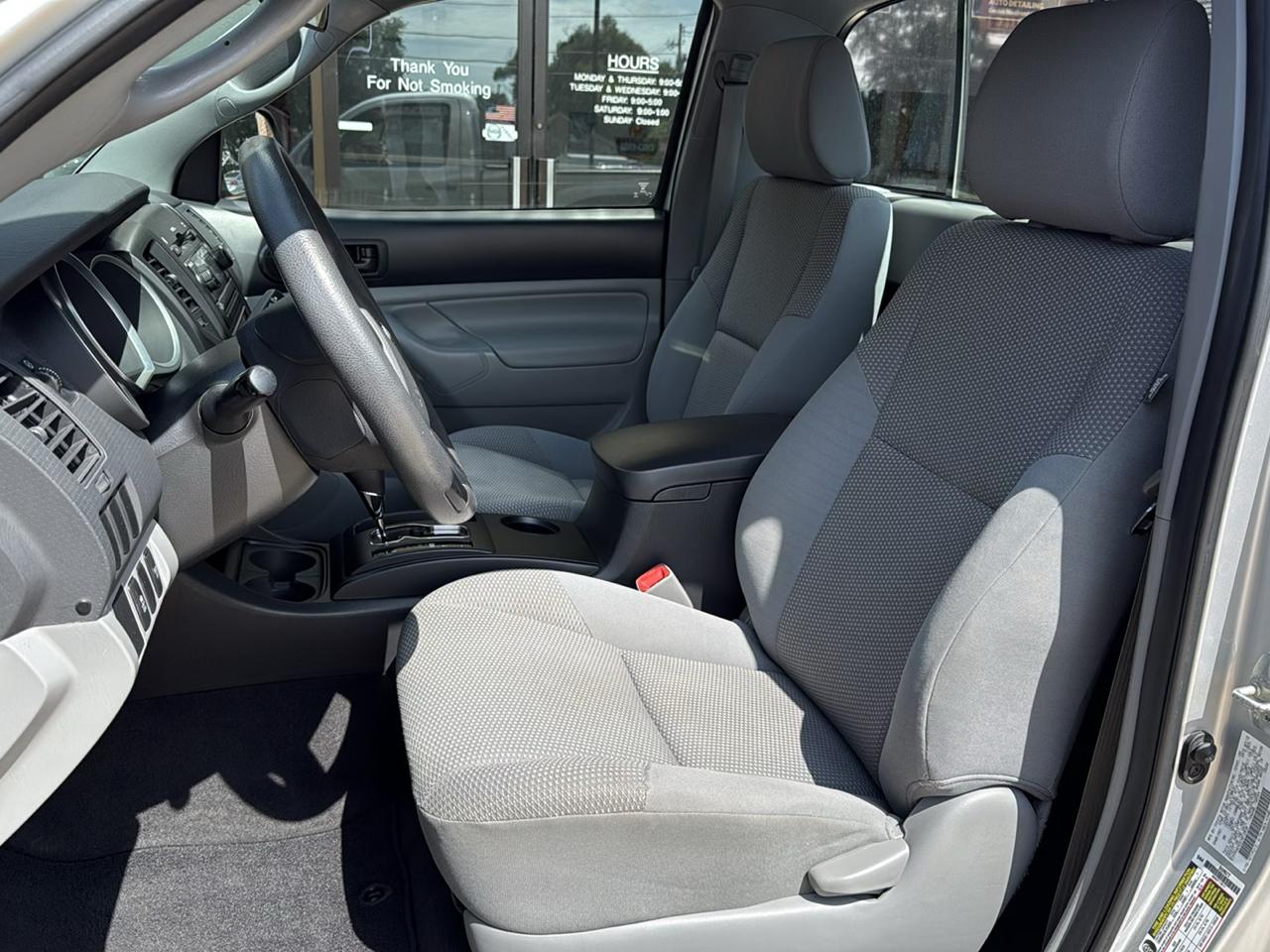 Toyota Tacoma Regular Cab 4WD 2012