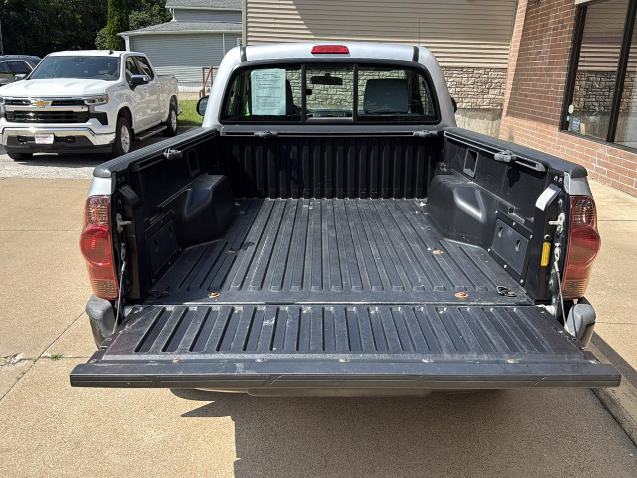 Toyota Tacoma Regular Cab 4WD 2012