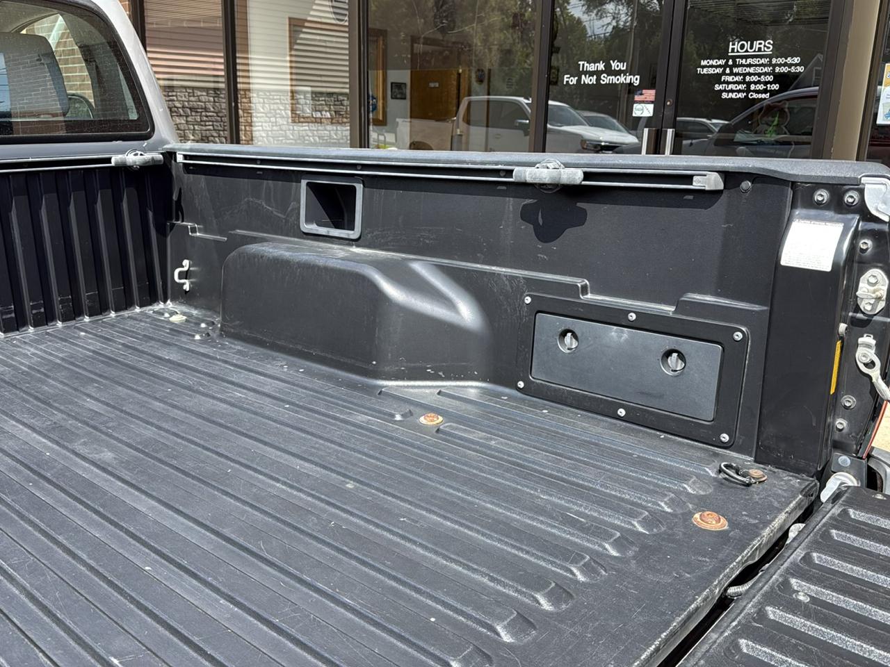 Toyota Tacoma Regular Cab 4WD 2012