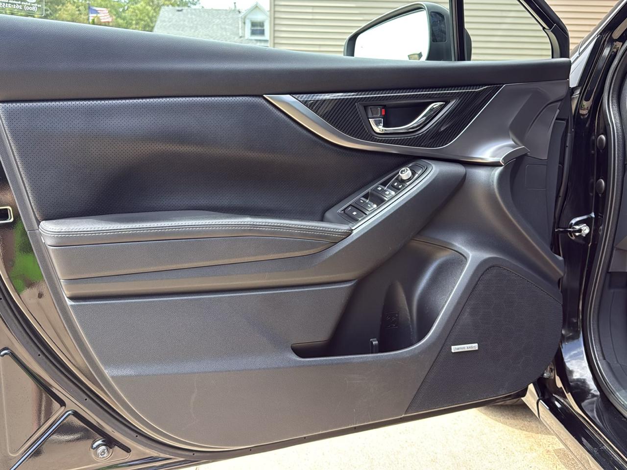 Subaru Impreza 2.0i Limited CVT 4-Door 2017