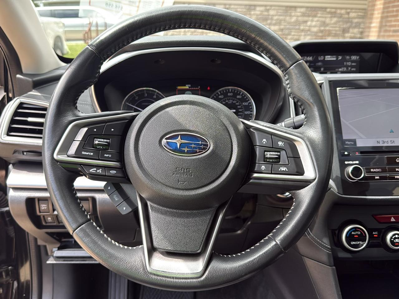 Subaru Impreza 2.0i Limited CVT 4-Door 2017