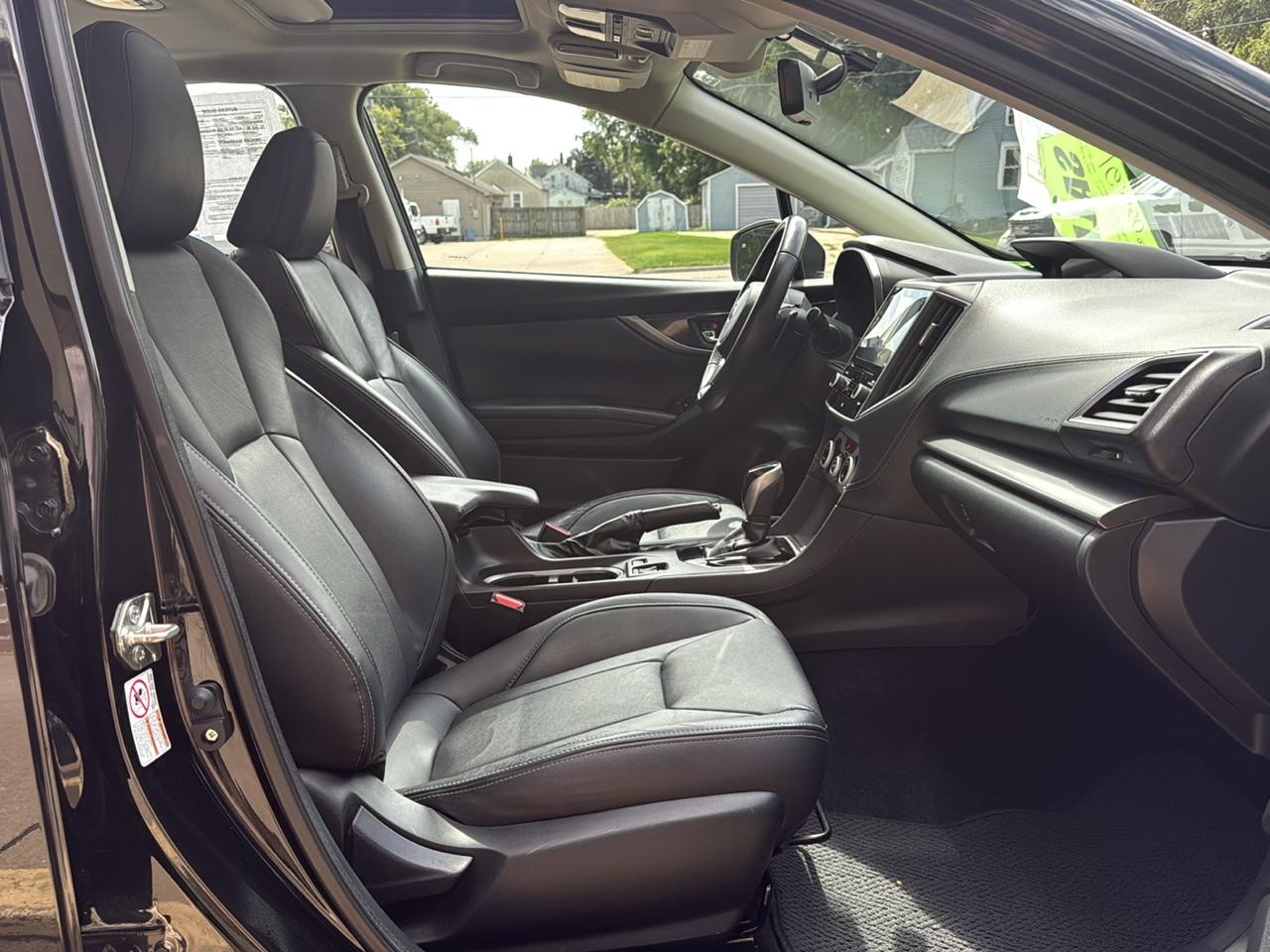 Subaru Impreza 2.0i Limited CVT 4-Door 2017