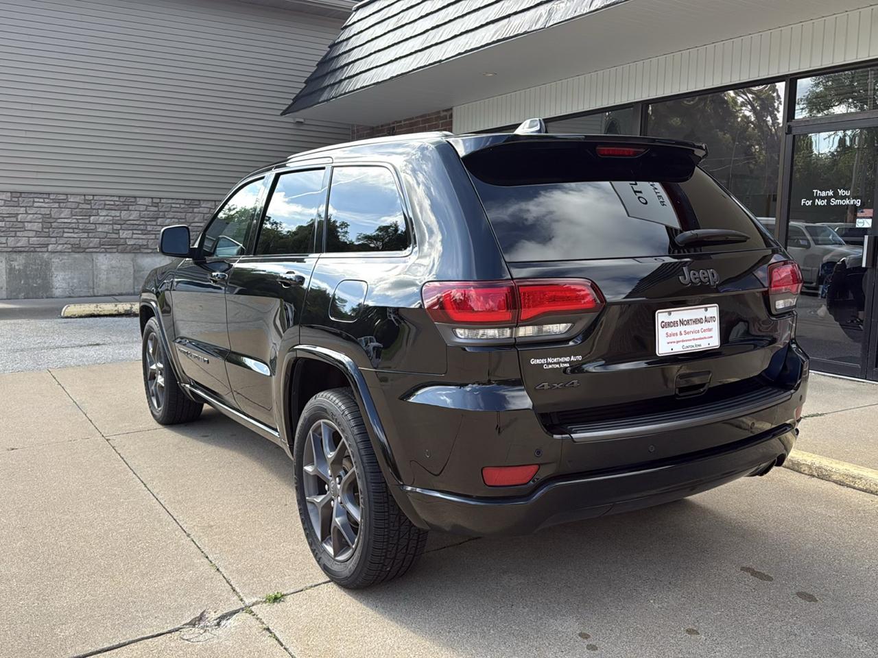 Jeep Grand Cherokee  2021