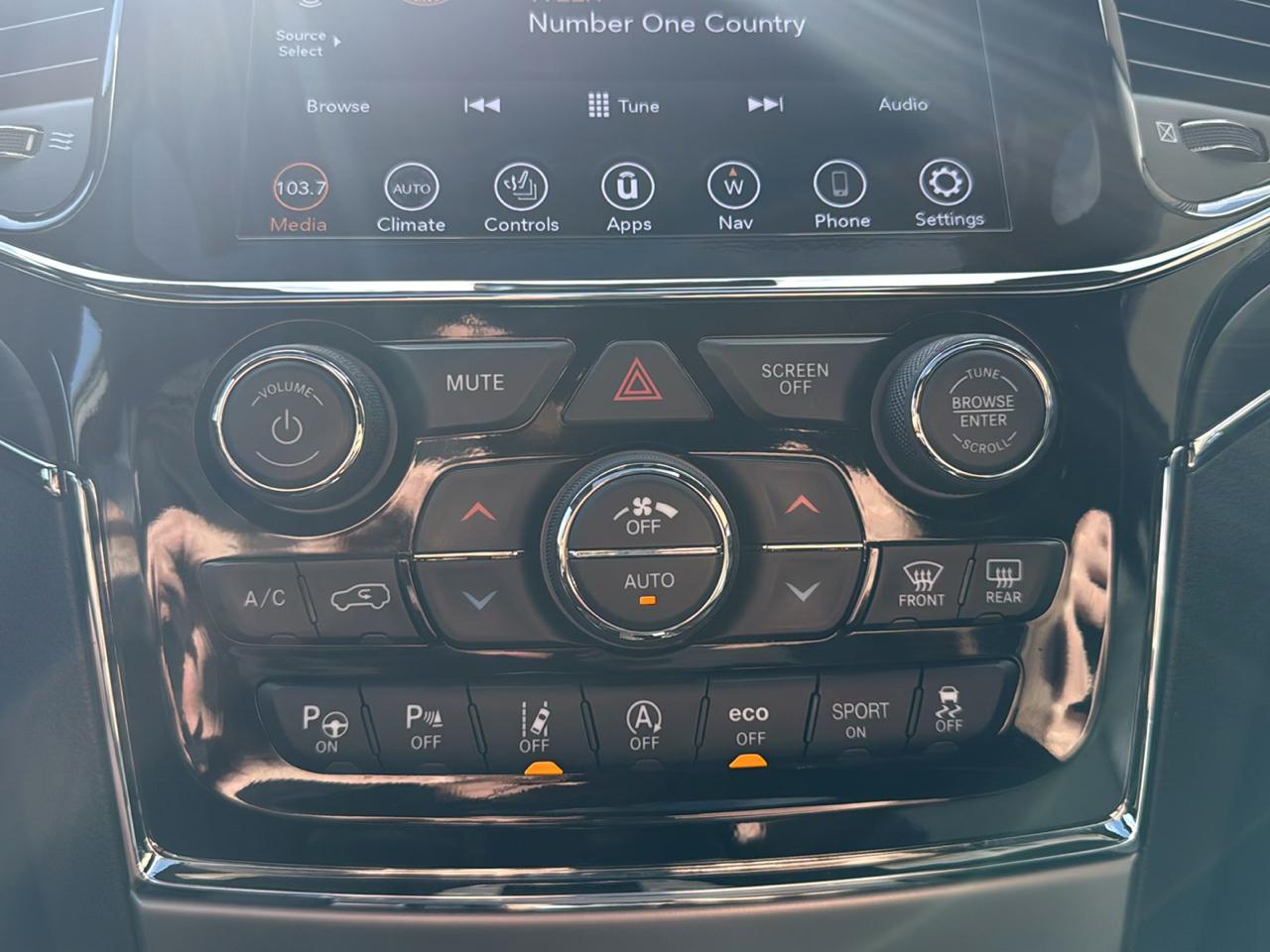 Jeep Grand Cherokee  2021