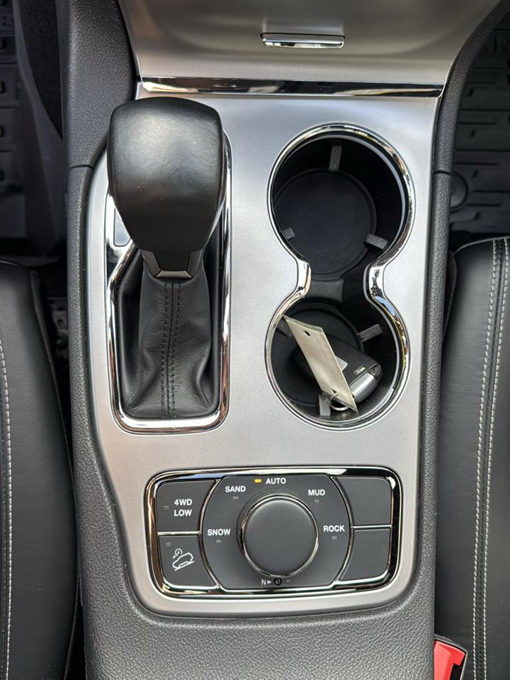 Jeep Grand Cherokee  2021