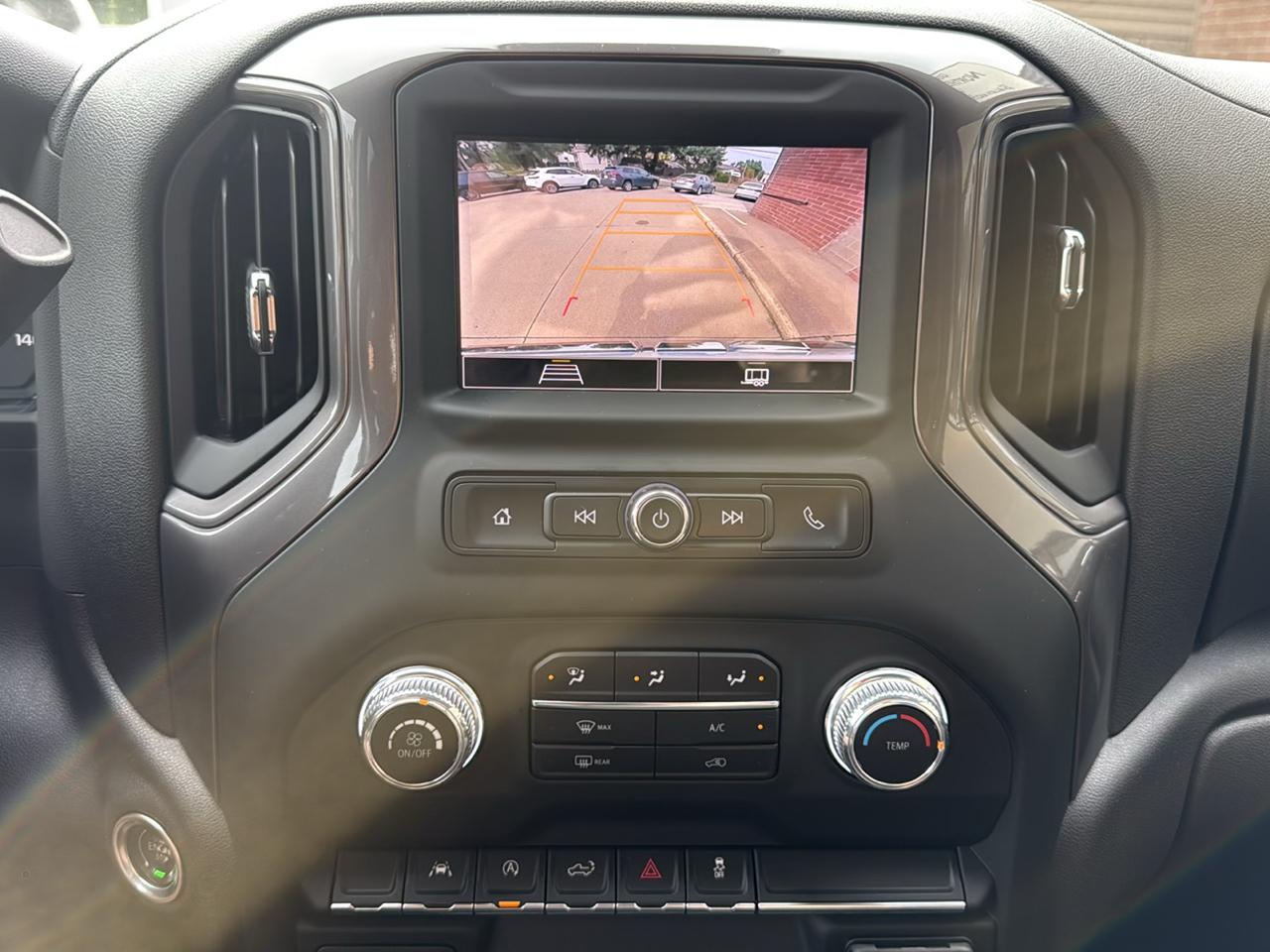 GMC Sierra 1500 Pro Crew Cab Short Box 4WD 2024