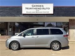 2012 Toyota Sienna 