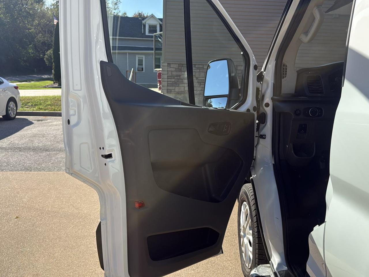 Ford Transit 250 Van 2025