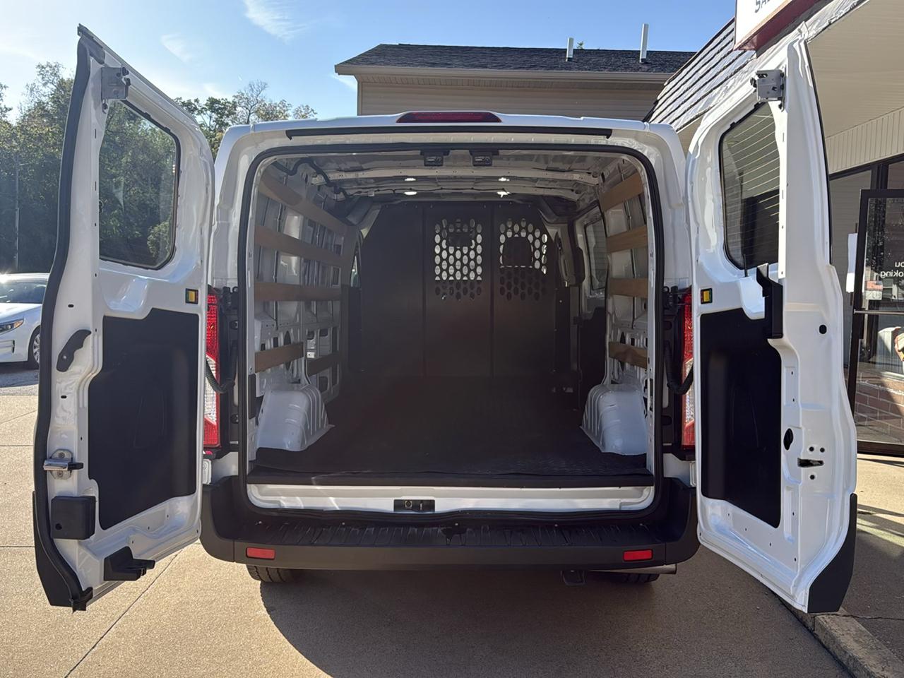 Ford Transit 250 Van 2025