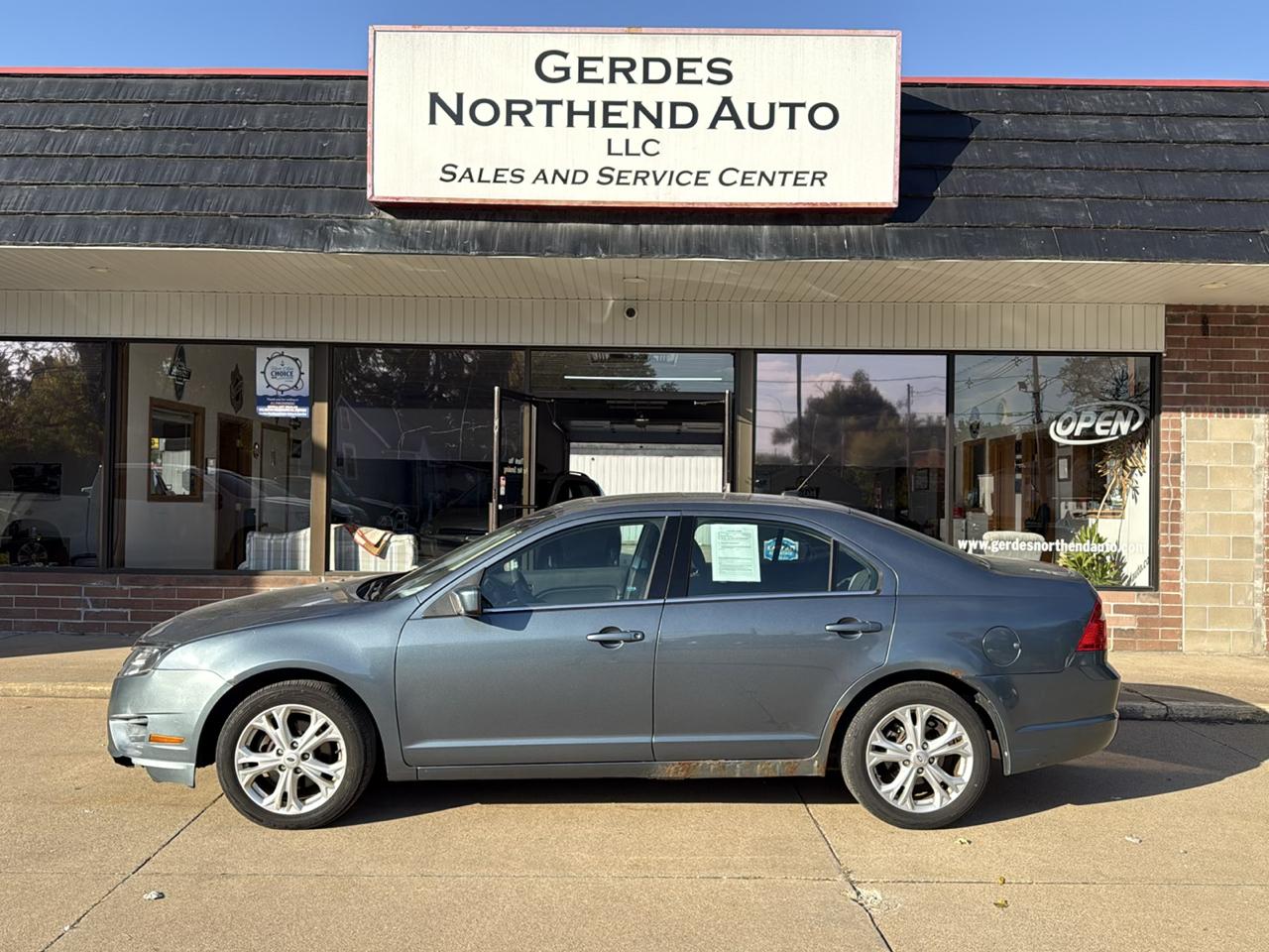 Ford Fusion SE 2012