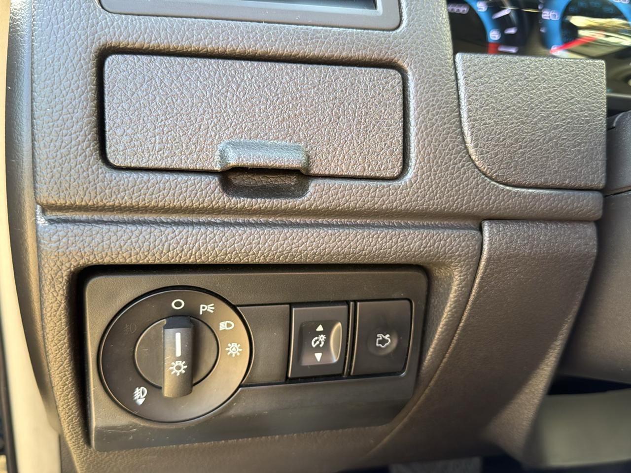 Ford Fusion SE 2012