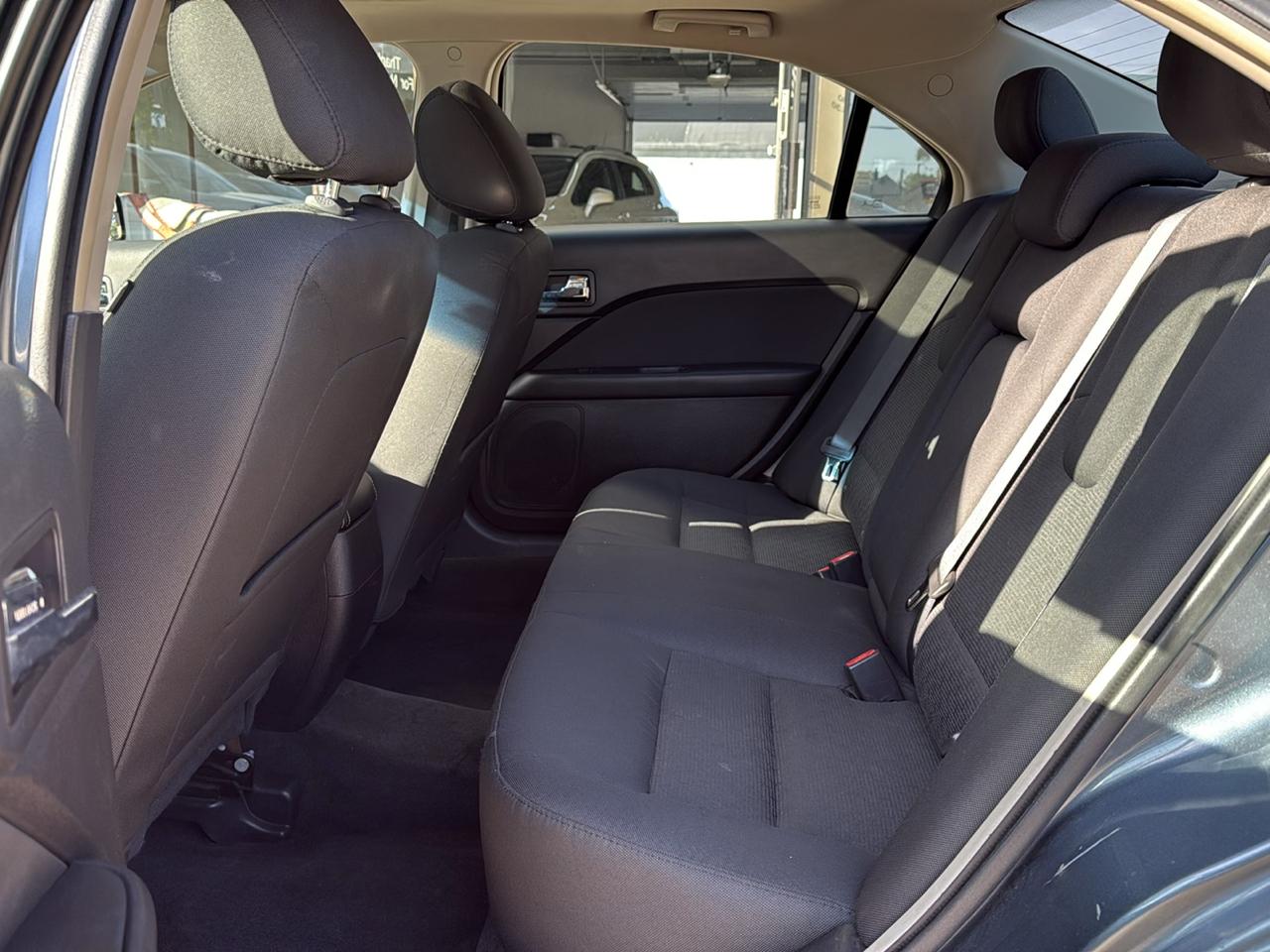 Ford Fusion SE 2012