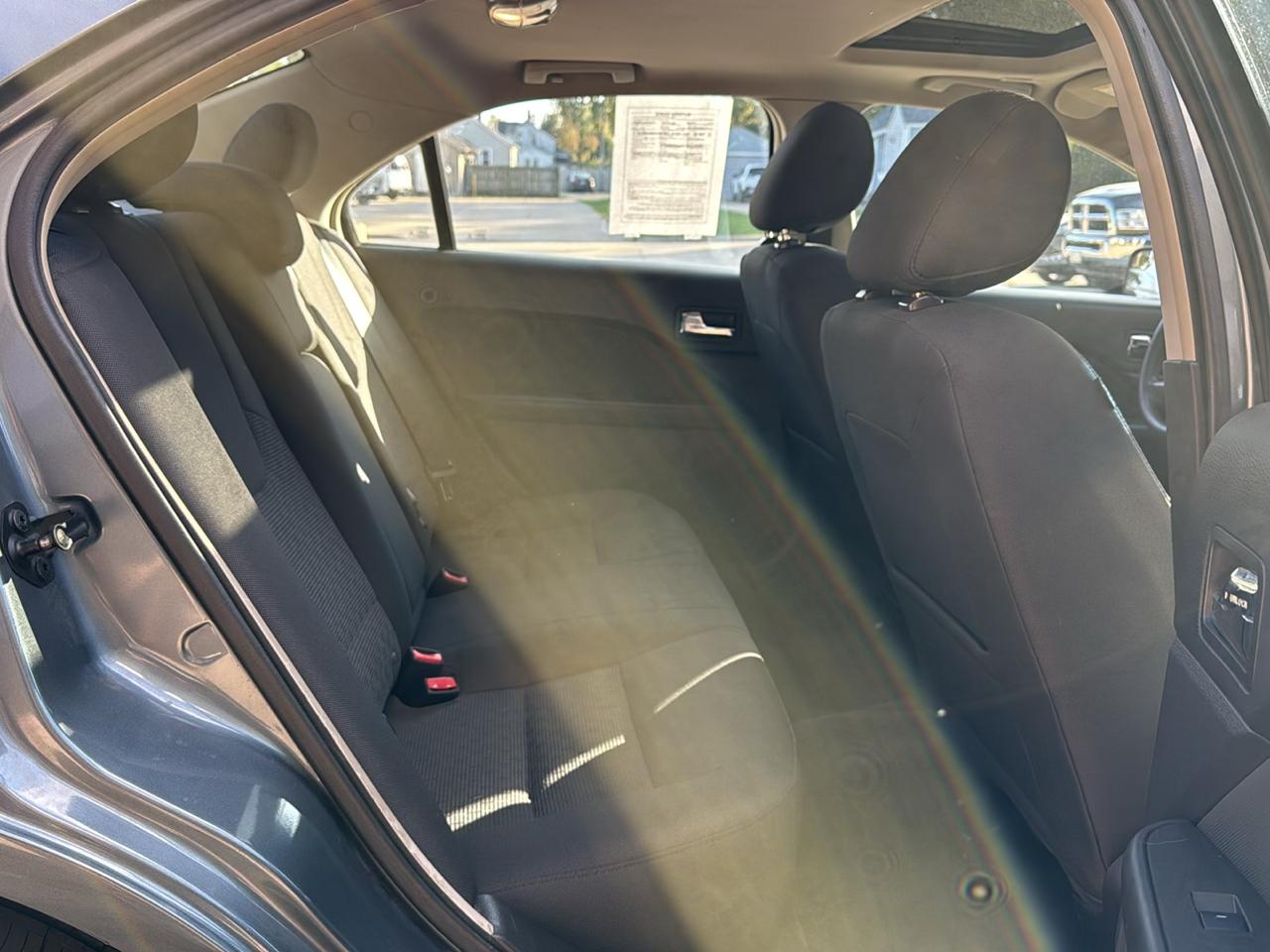 Ford Fusion SE 2012