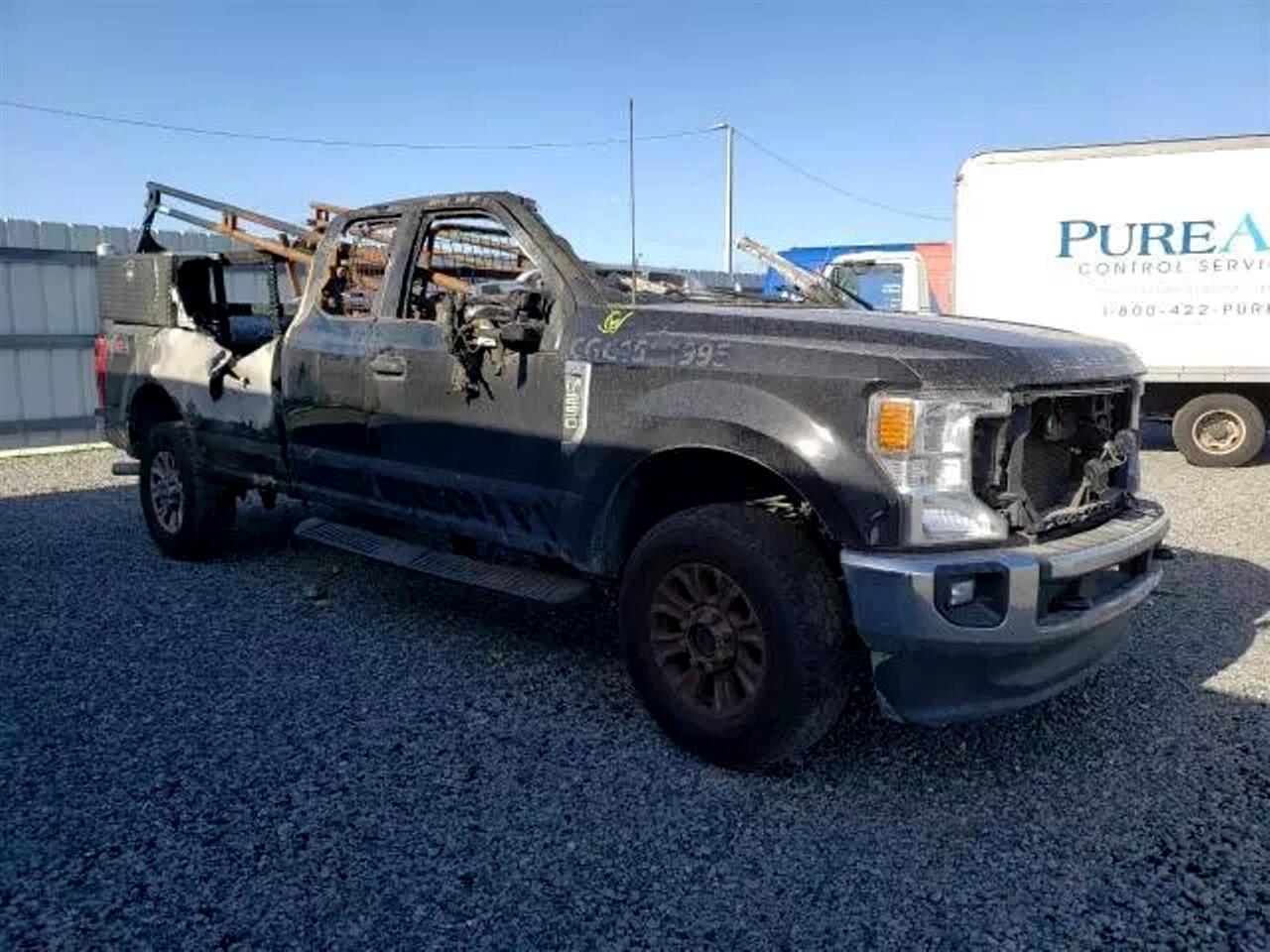 2022 Ford F-250 SD XL Pickup 4D 6 3/4 ft