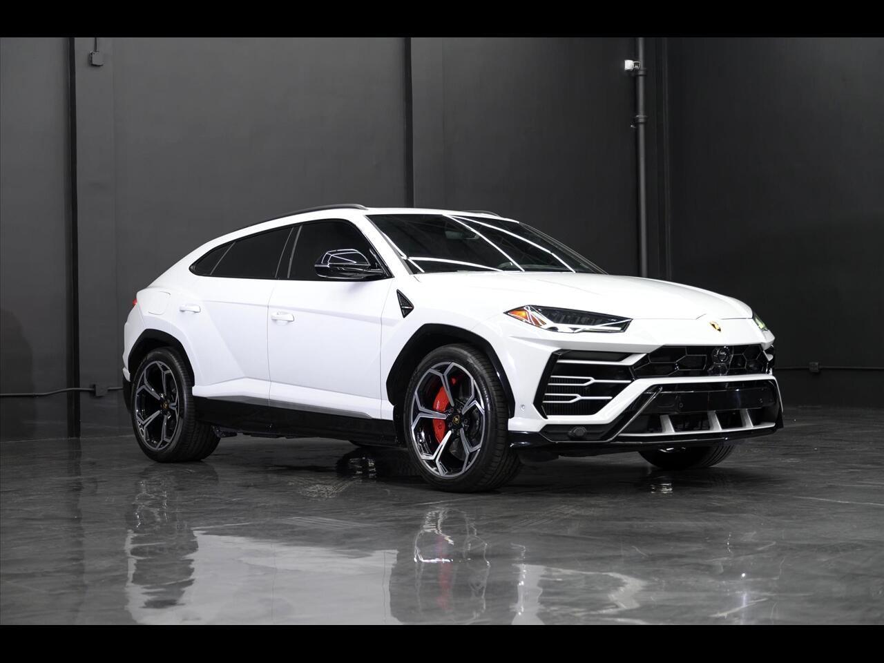 2019 Lamborghini Urus Sport Utility 4D