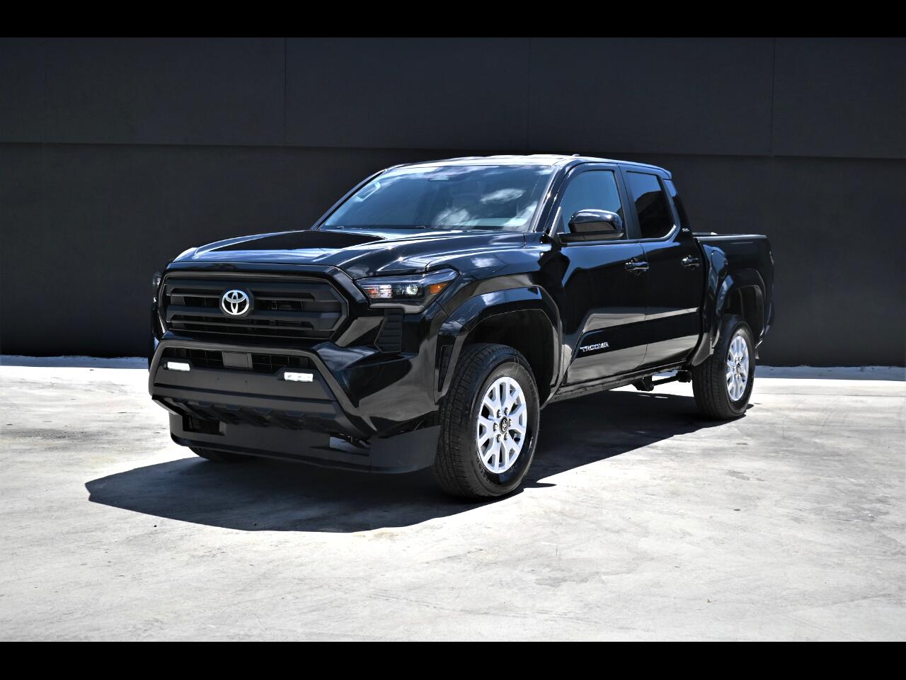 2024 Toyota Tacoma Limited Pickup 4D 5 ft