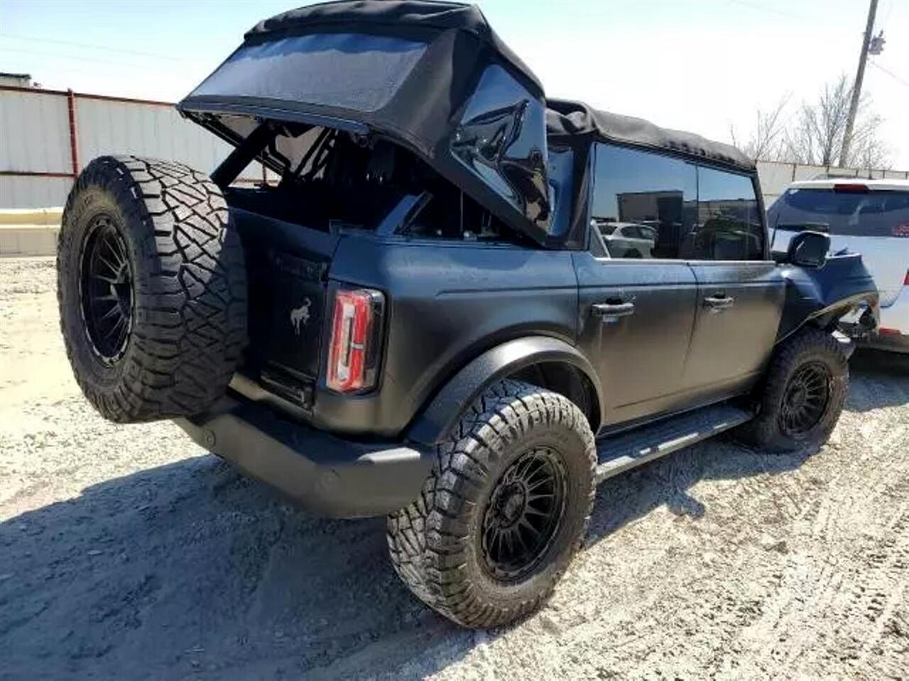 2022 Ford Bronco Outer Banks Sport Utility 4D