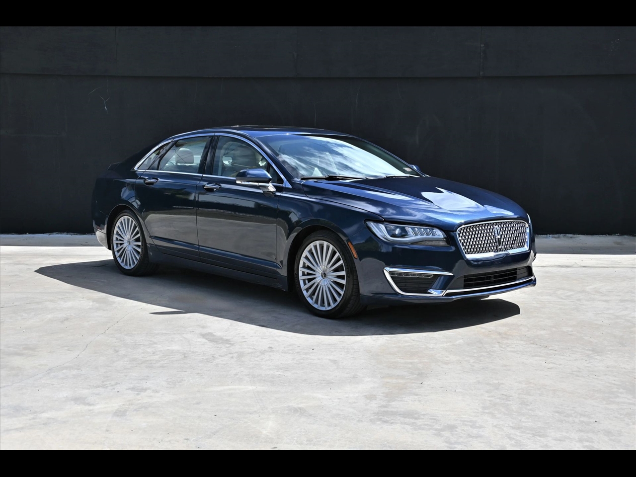 2017 Lincoln MKZ Reserve Sedan 4D