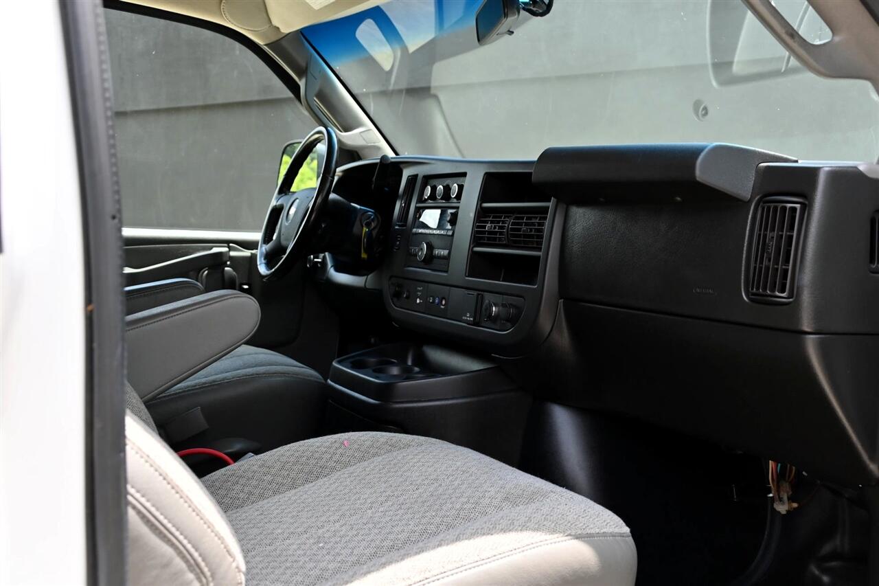 Chevrolet Express  2021