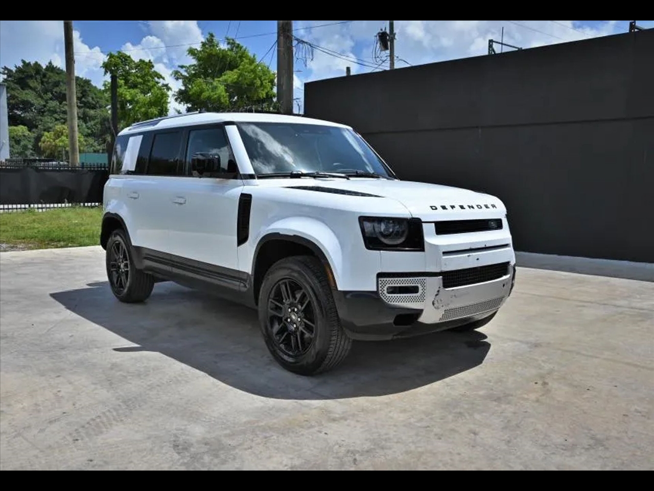 2025 Land Rover Defender S Sport Utility 4D
