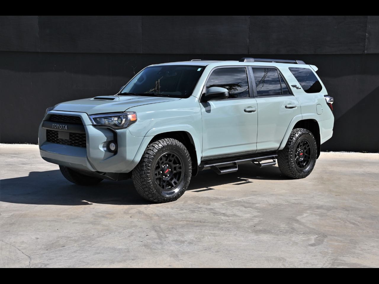 2022 Toyota 4Runner TRD Off-Road Sport Utility 4D