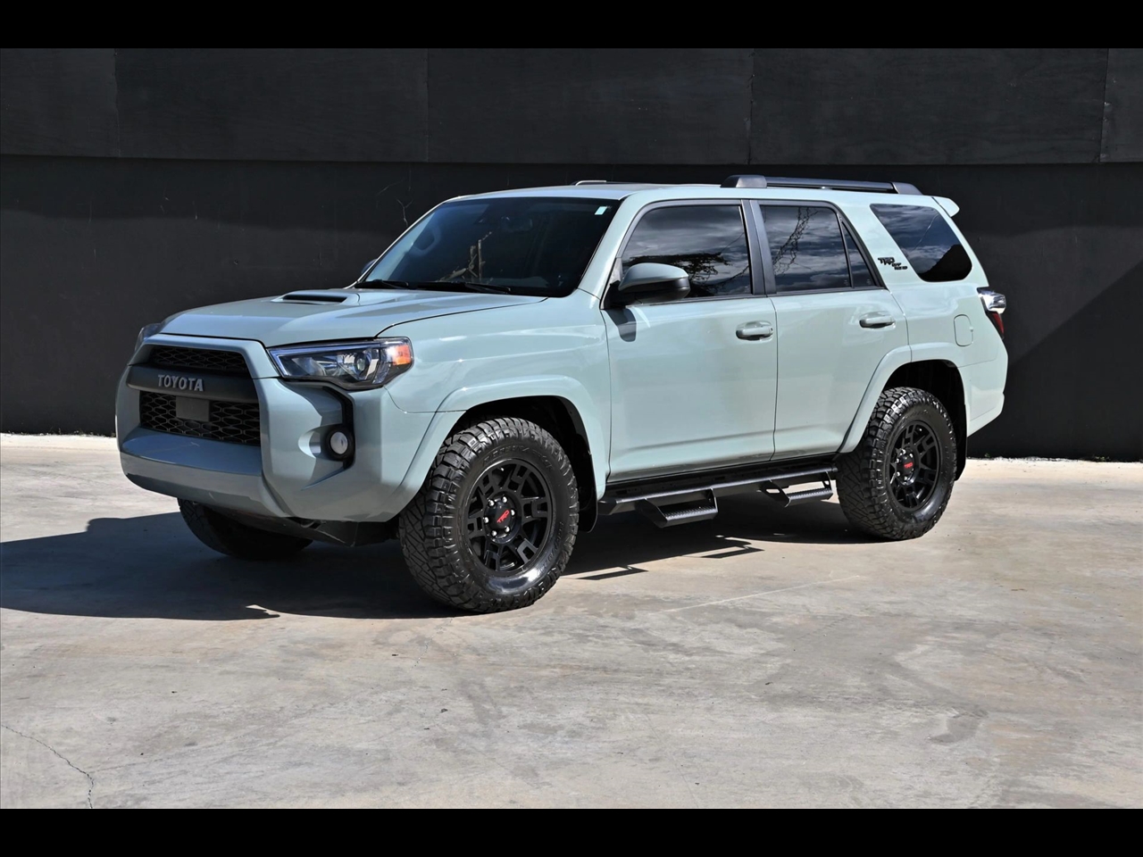 2022 Toyota 4Runner TRD Off-Road Sport Utility 4D