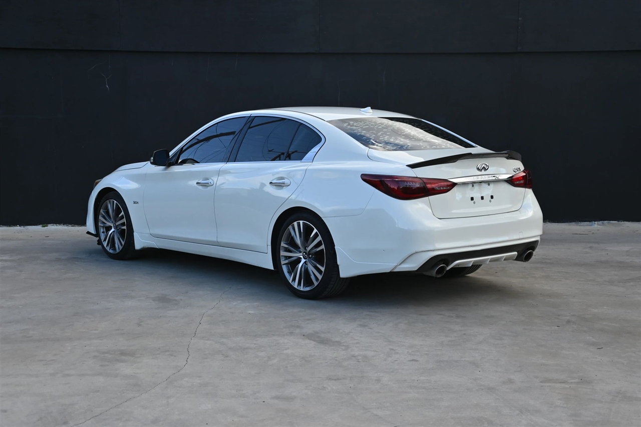 Infiniti Q50  2019