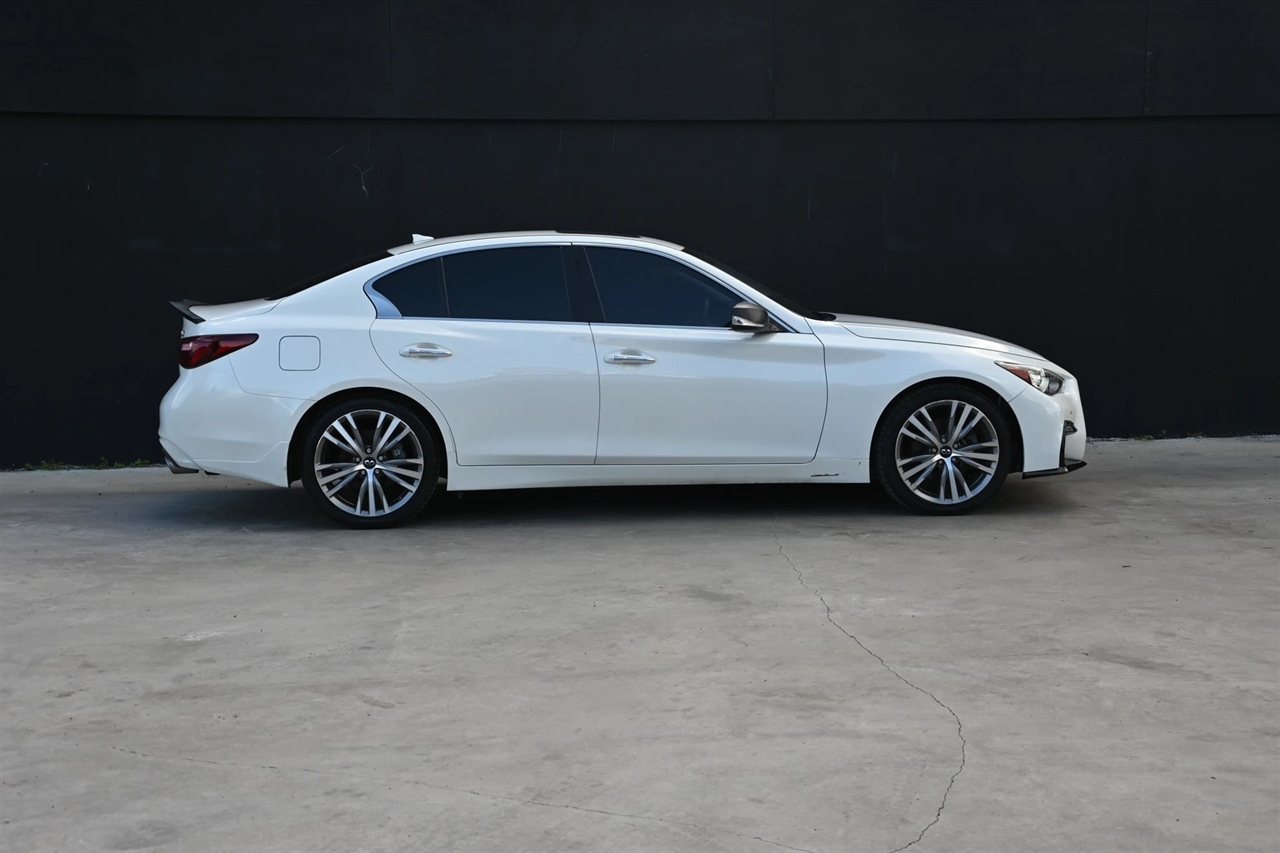 Infiniti Q50  2019