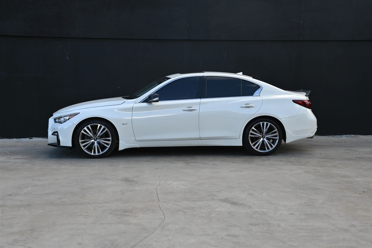Infiniti Q50  2019