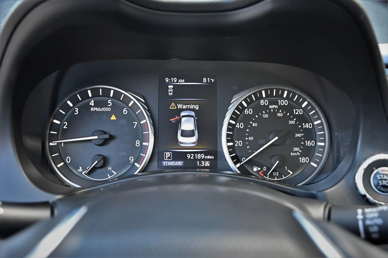 Infiniti Q50  2019