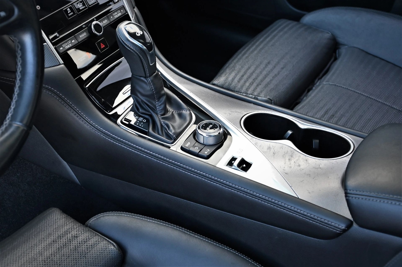 Infiniti Q50  2019