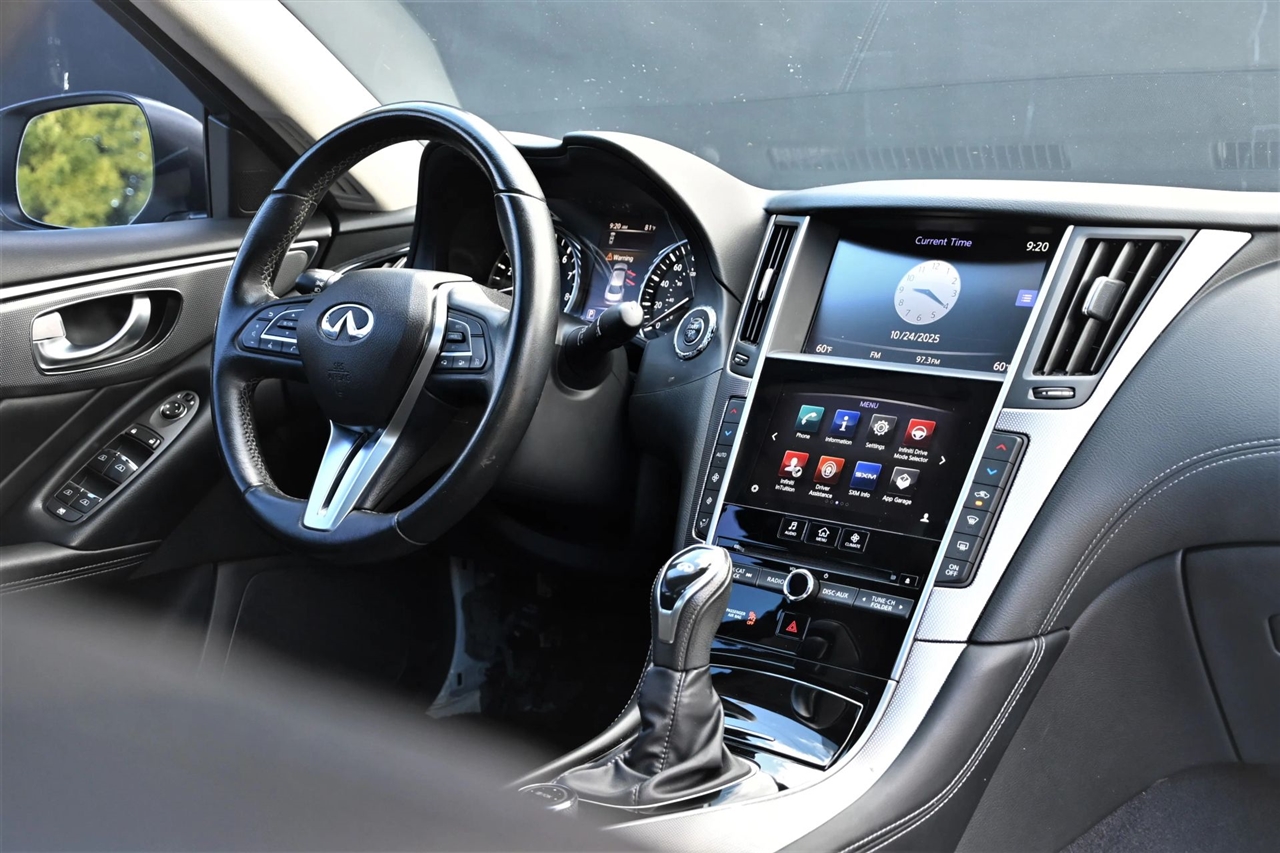 Infiniti Q50  2019