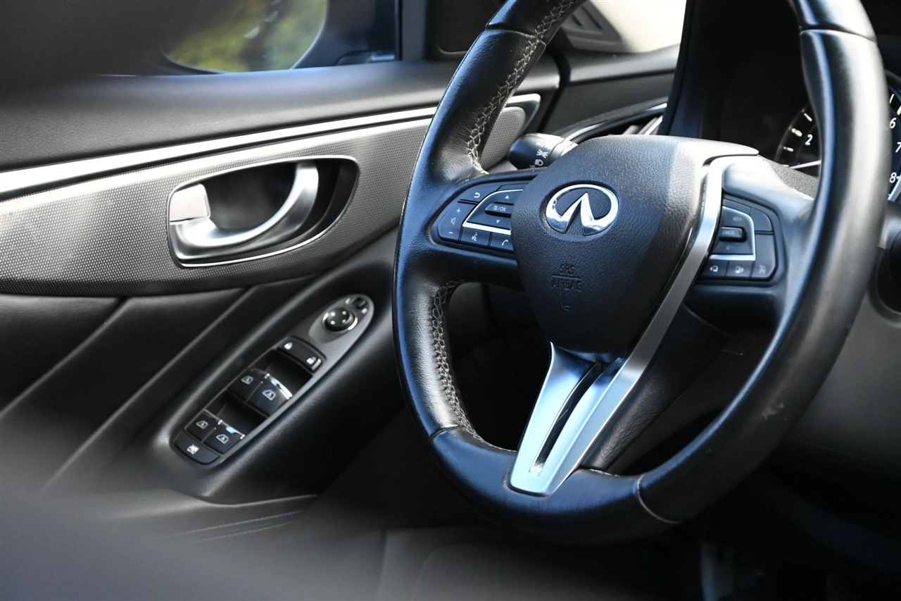 Infiniti Q50  2019