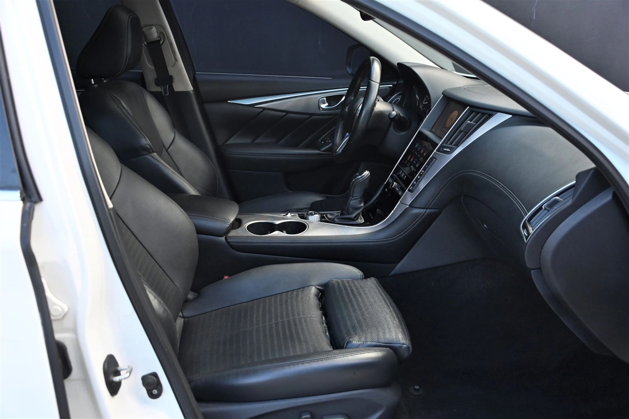 Infiniti Q50  2019
