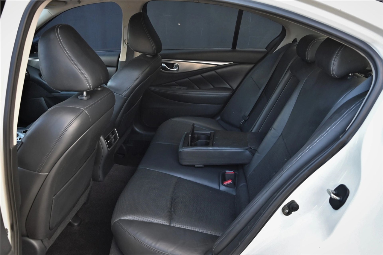 Infiniti Q50  2019