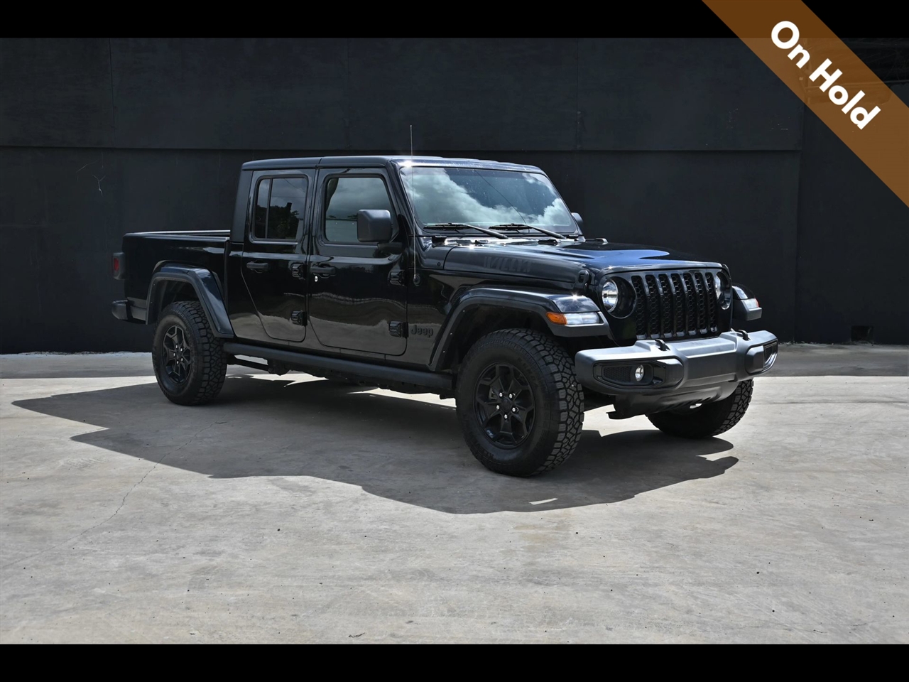 2021 Jeep Gladiator Willys Pickup 4D 5 ft