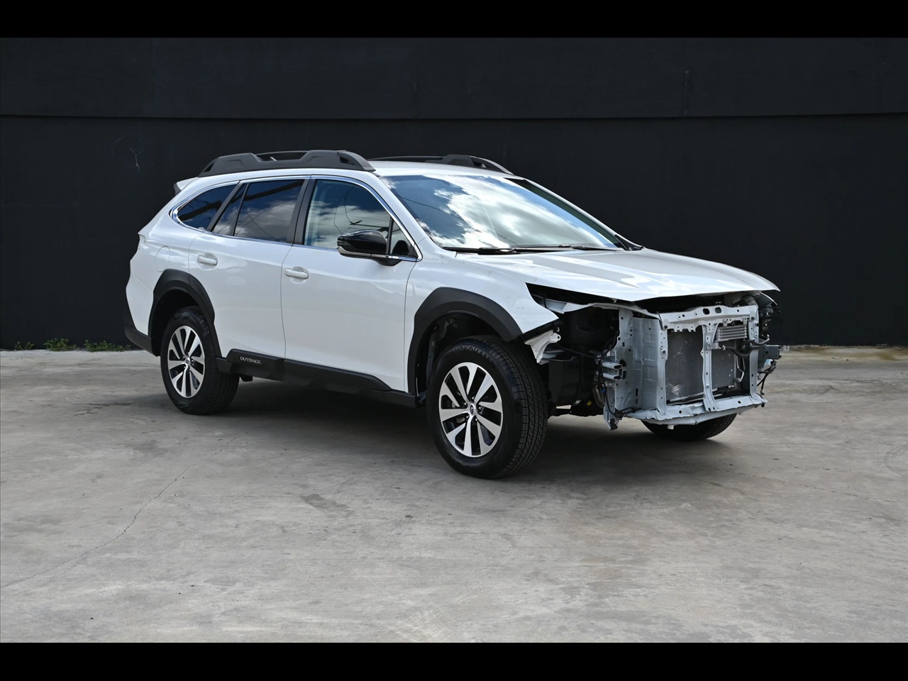 2025 Subaru Outback Premium Wagon 4D