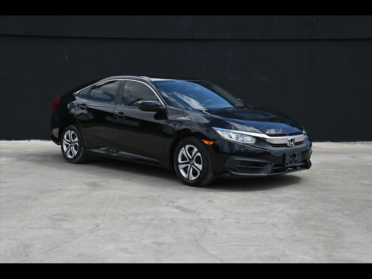 2018 Honda Civic LX Sedan 4D