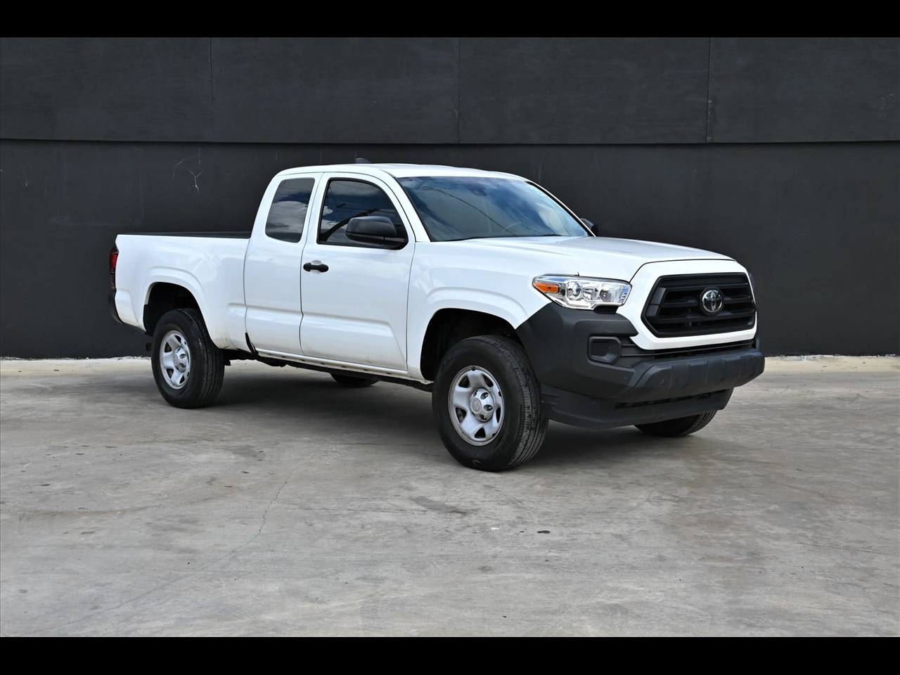2023 Toyota Tacoma SR Pickup 4D 6 ft