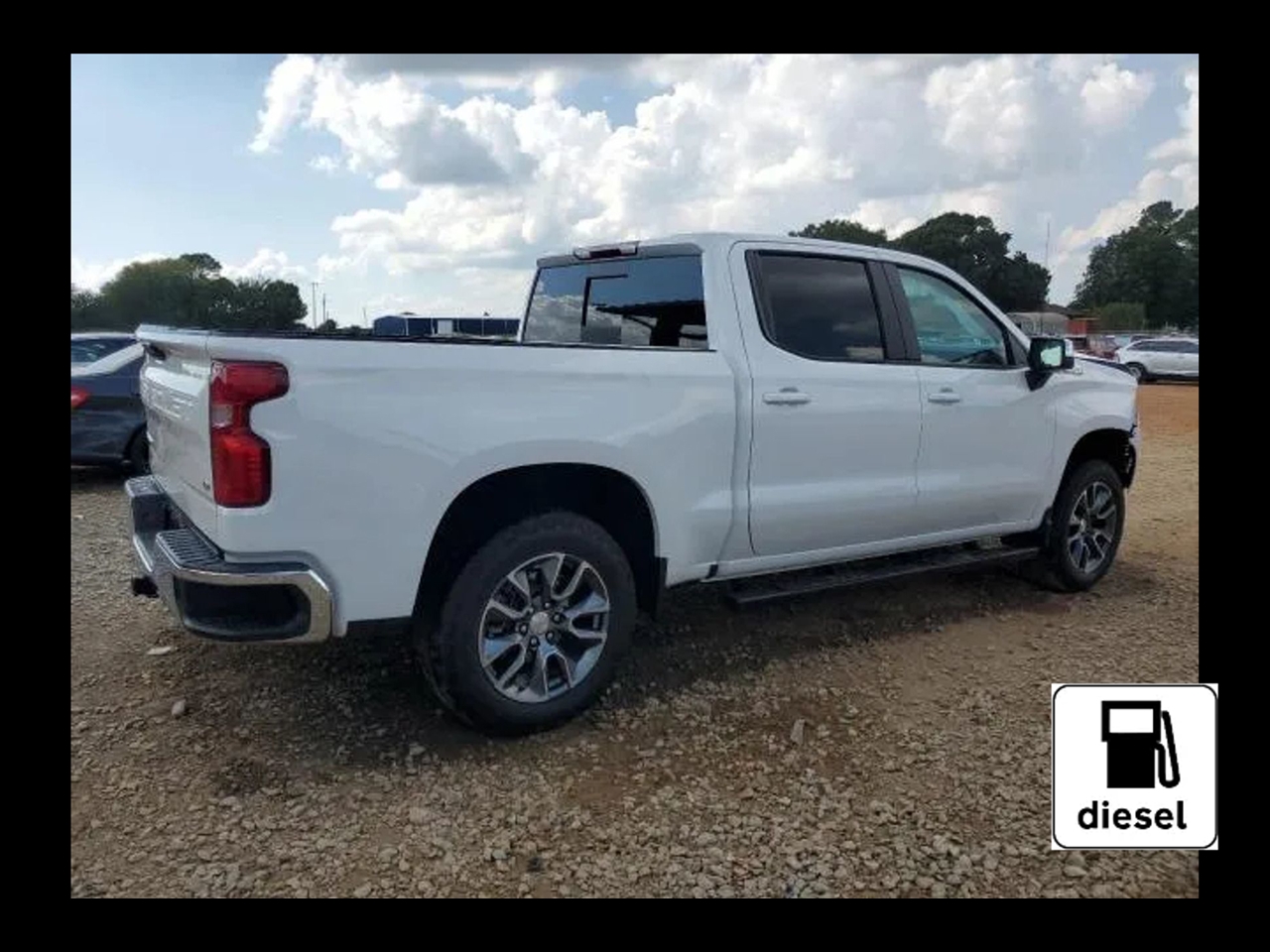 2024 Chevrolet Silverado 1500 LT Pickup 4D 5 3/4 ft