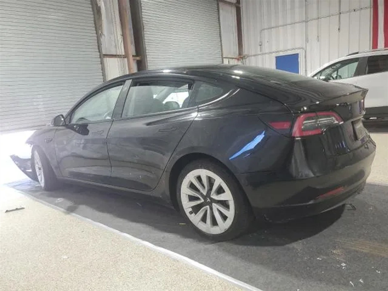 2022 Tesla Model 3 Standard Sedan 4D