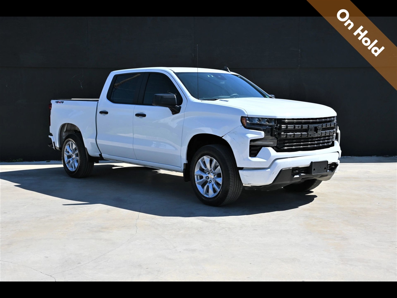 2025 Chevrolet Silverado 1500 Custom Pickup 4D 5 3/4 ft