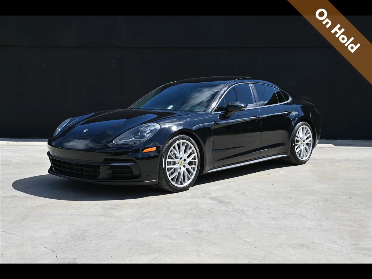 2018 Porsche Panamera 4 Sedan 4D